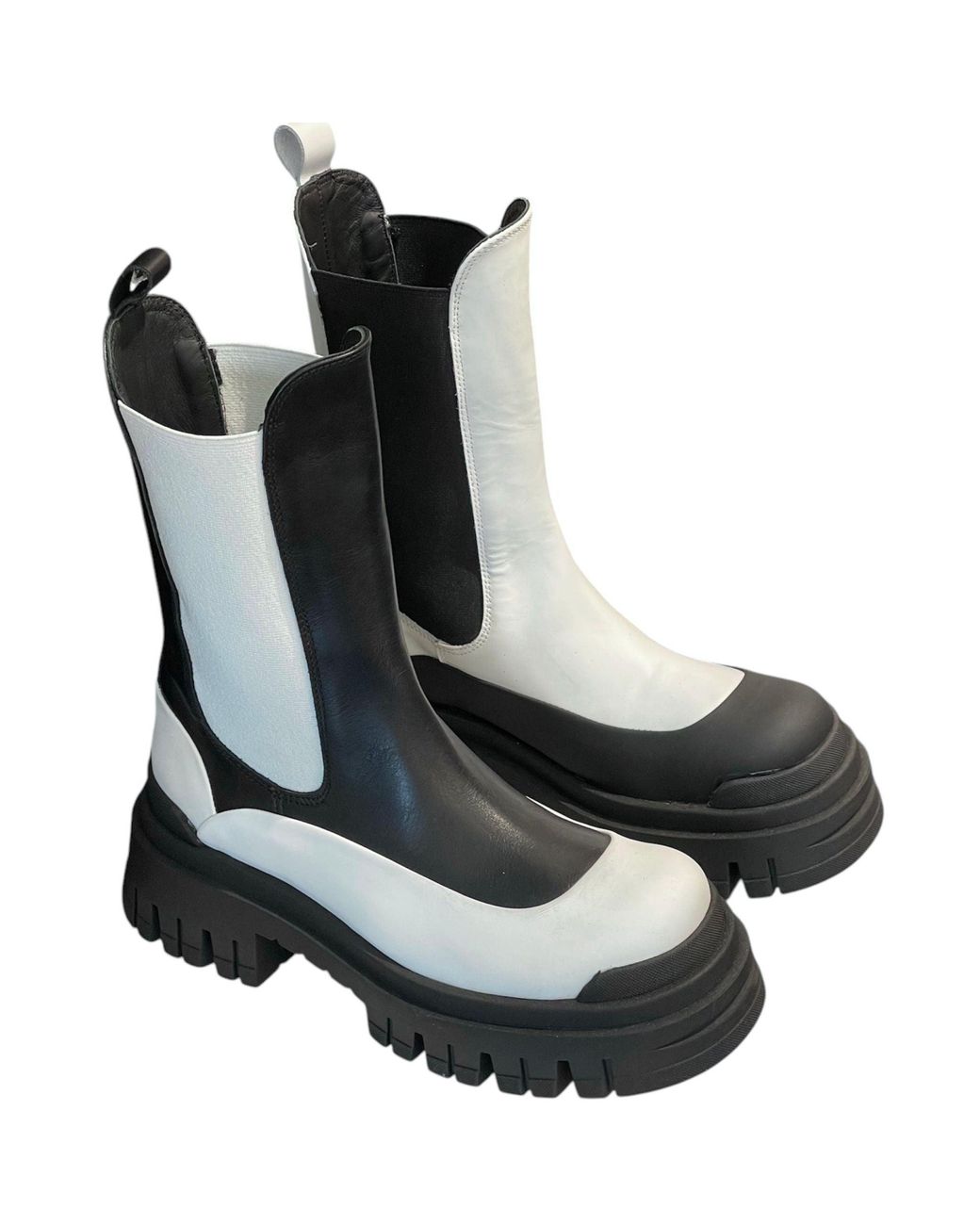 DIVINE HARMONIE Black And Leather Chelsea Boots With Platform Sole