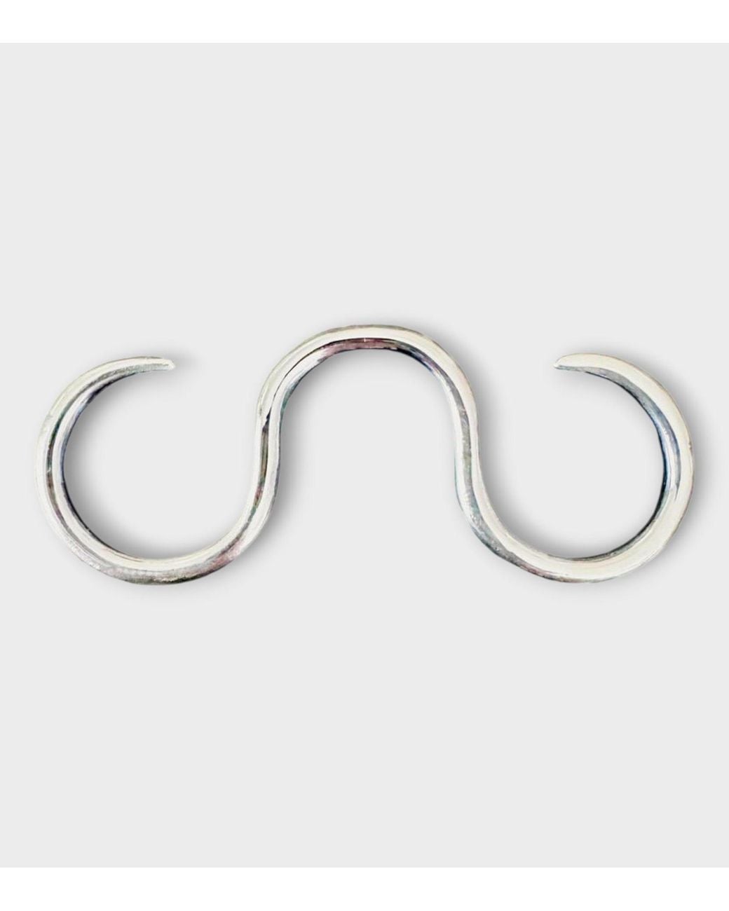 Aki Roc Jewelry Brown Thee-Finger Hug Ring