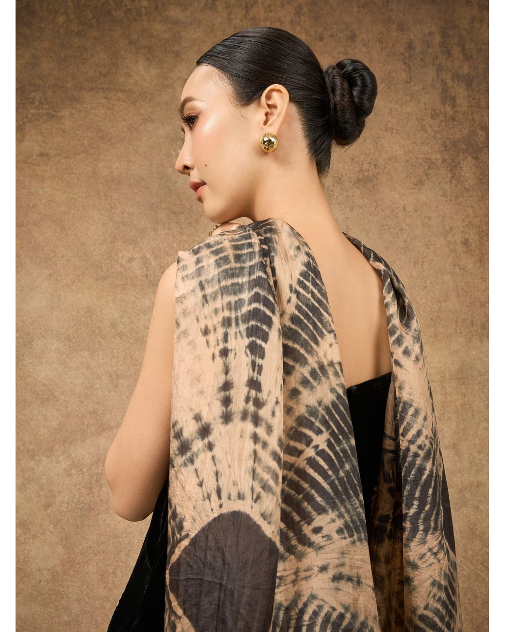 SILK & BEARS Gray Copper Shibori Scarf