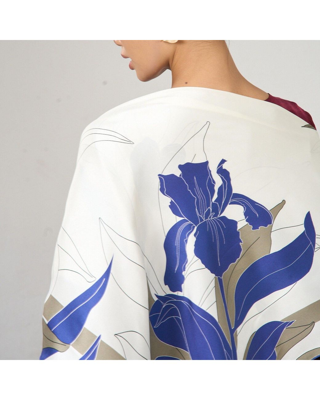 SILK & BEARS Blue Ivory Botanical Scarf