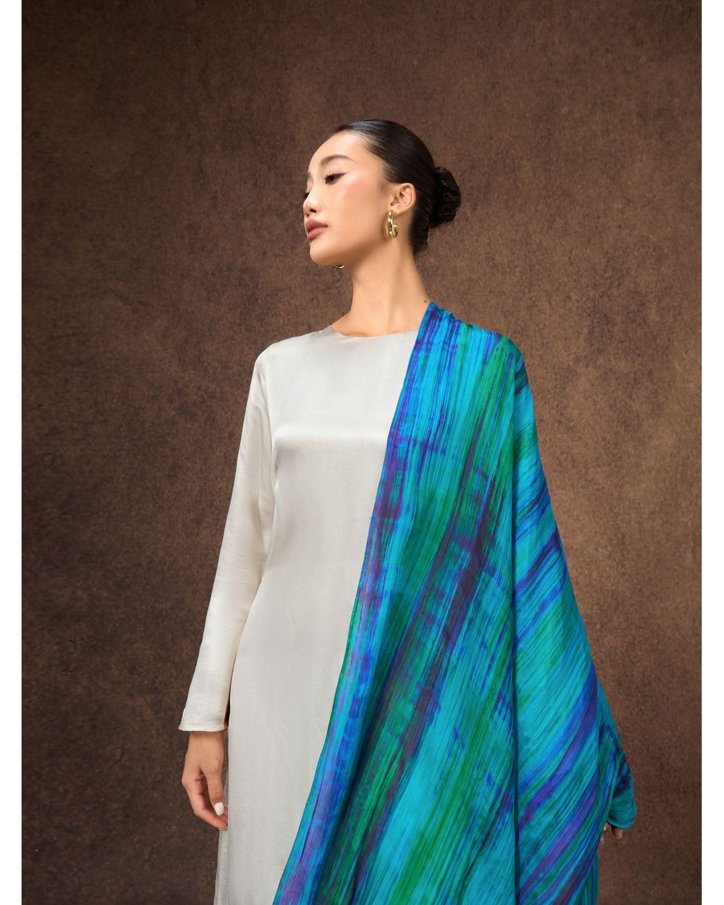 SILK & BEARS Blue Peacock Brushstroke Scarf