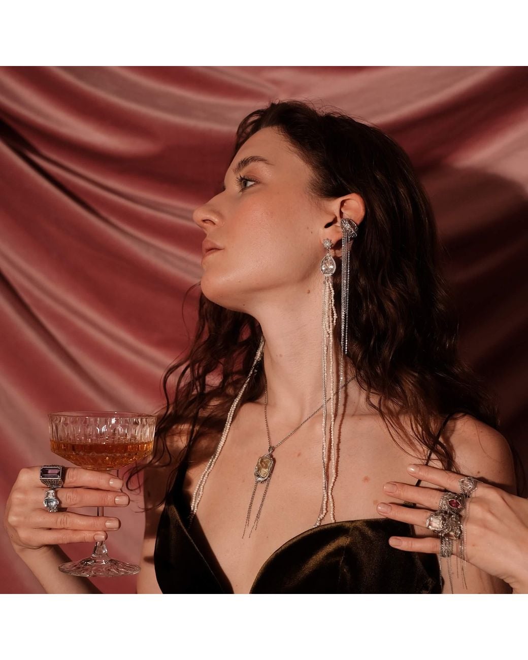 ELANIC GALLERY White Greatness Gone Earcuff With Chains