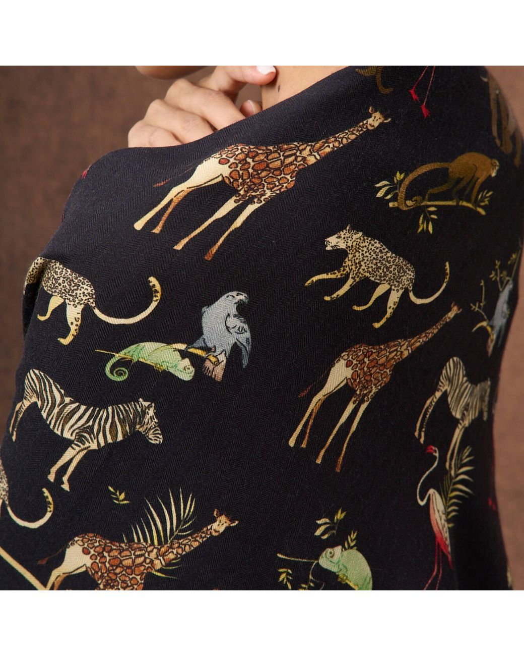 SILK & BEARS Black Noir Safari Scarf