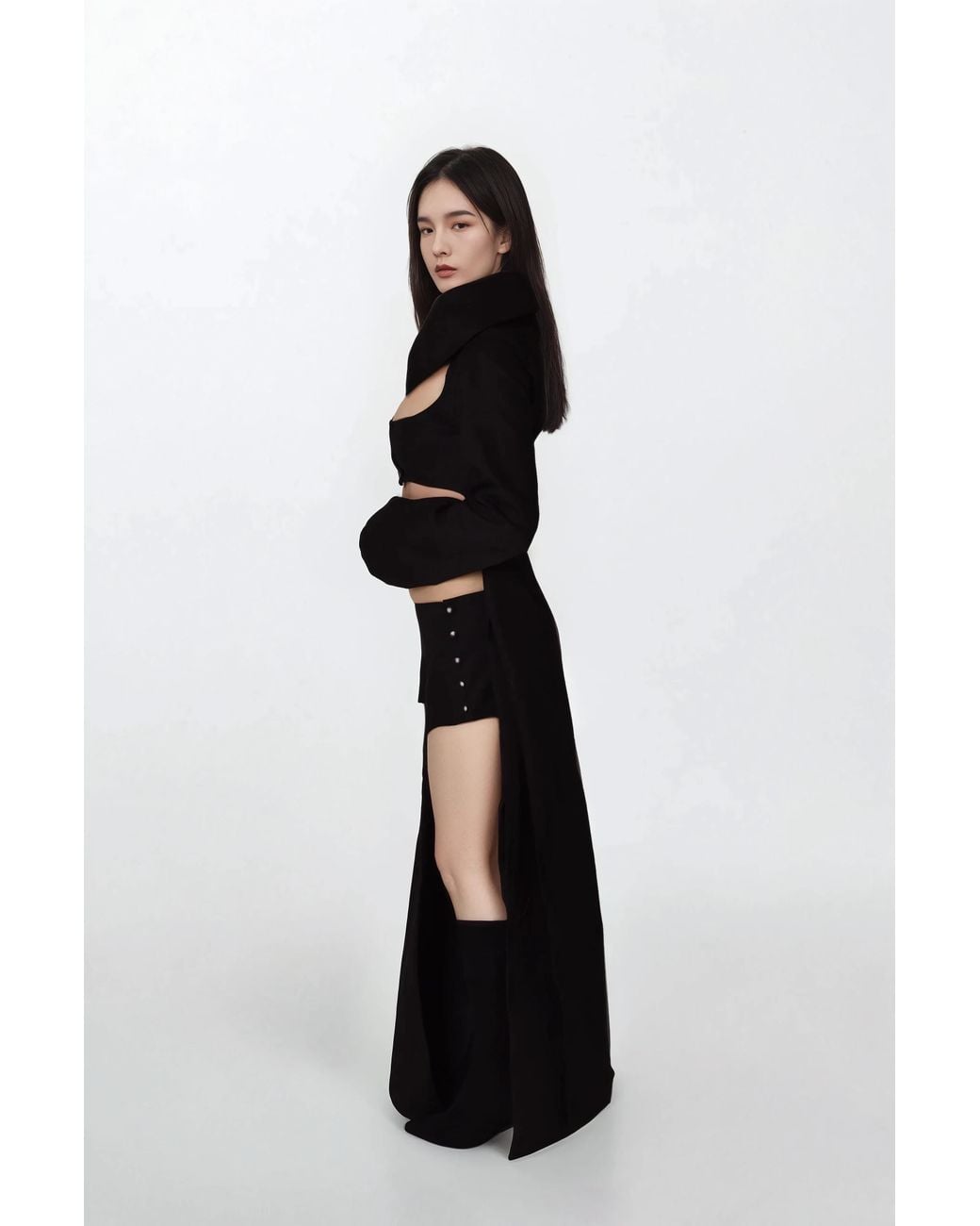 TANIA ORELLANA Black Eter Coat