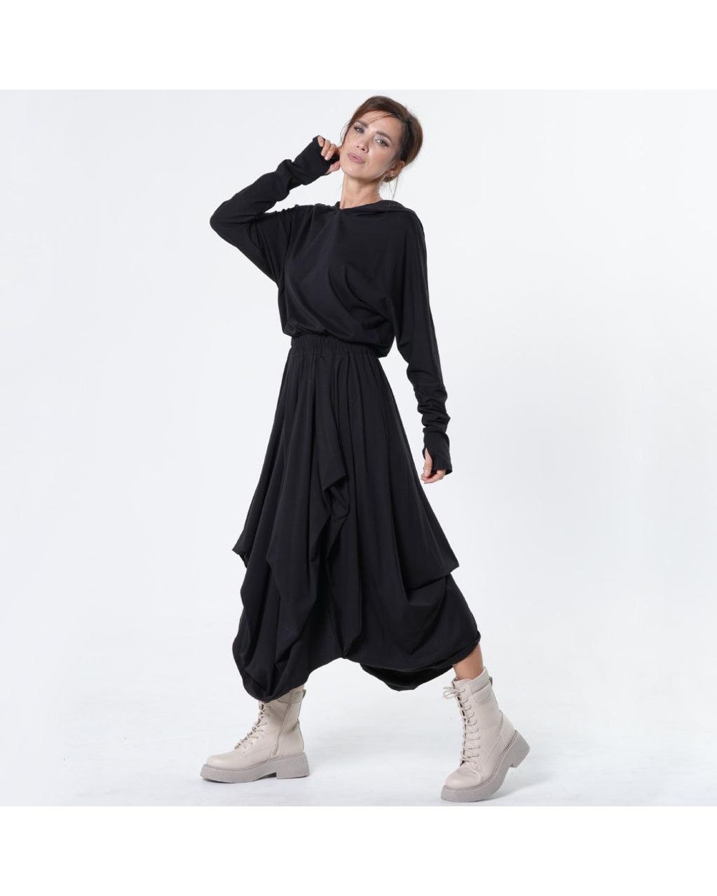 Metamorph Black Long Sleeve Hooded Midi Dress