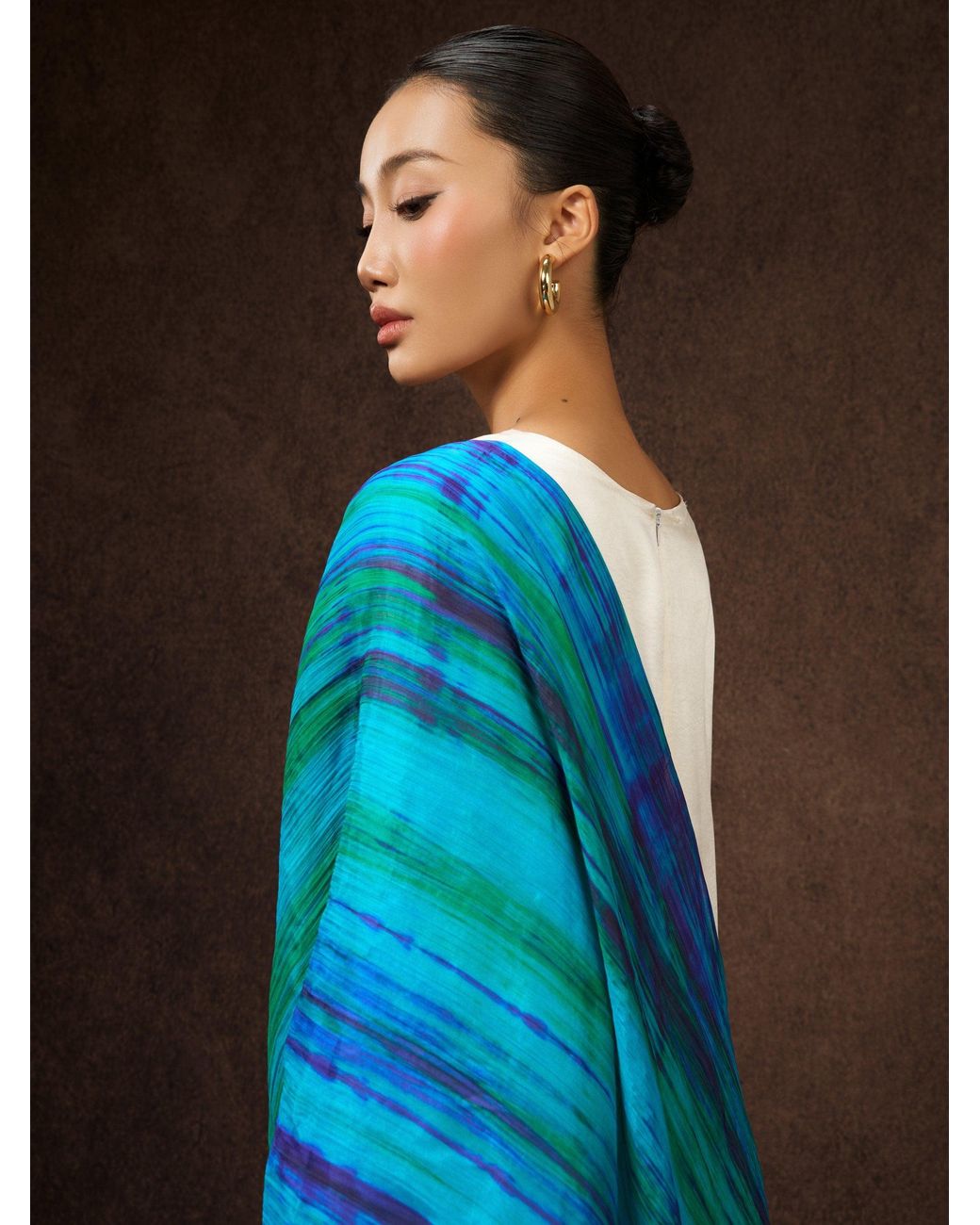 SILK & BEARS Blue Peacock Brushstroke Scarf