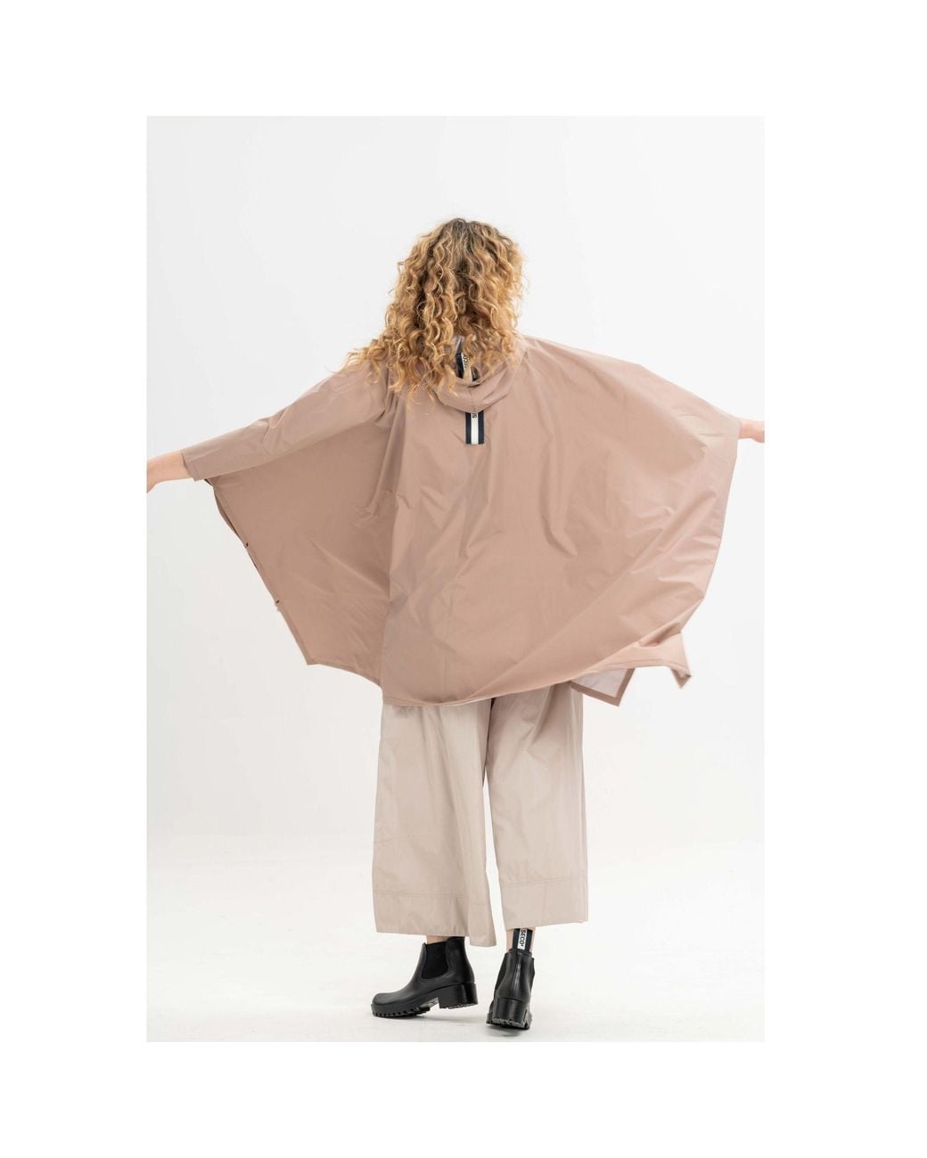 SECO RAINWEAR Natural Cape Dubai