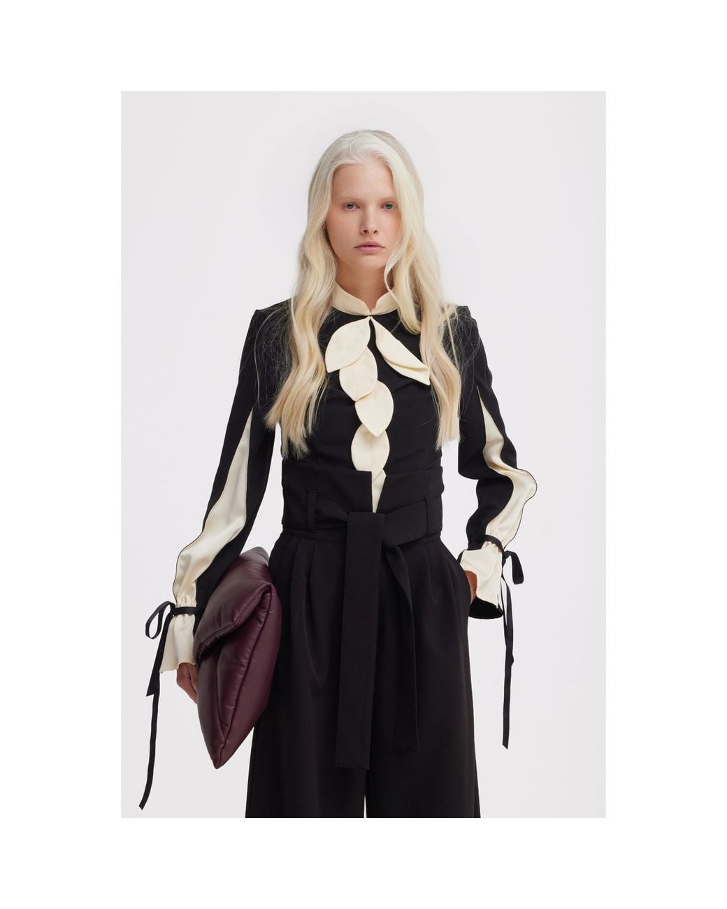 Julia Allert Black Elegant Fitted Blouse