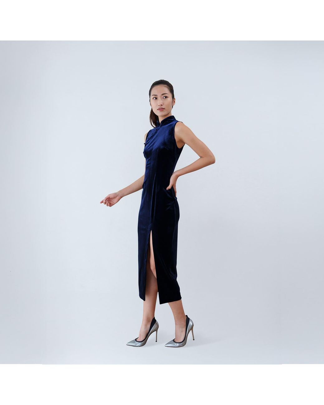 QIPOLOGY Blue Velvet Qipao