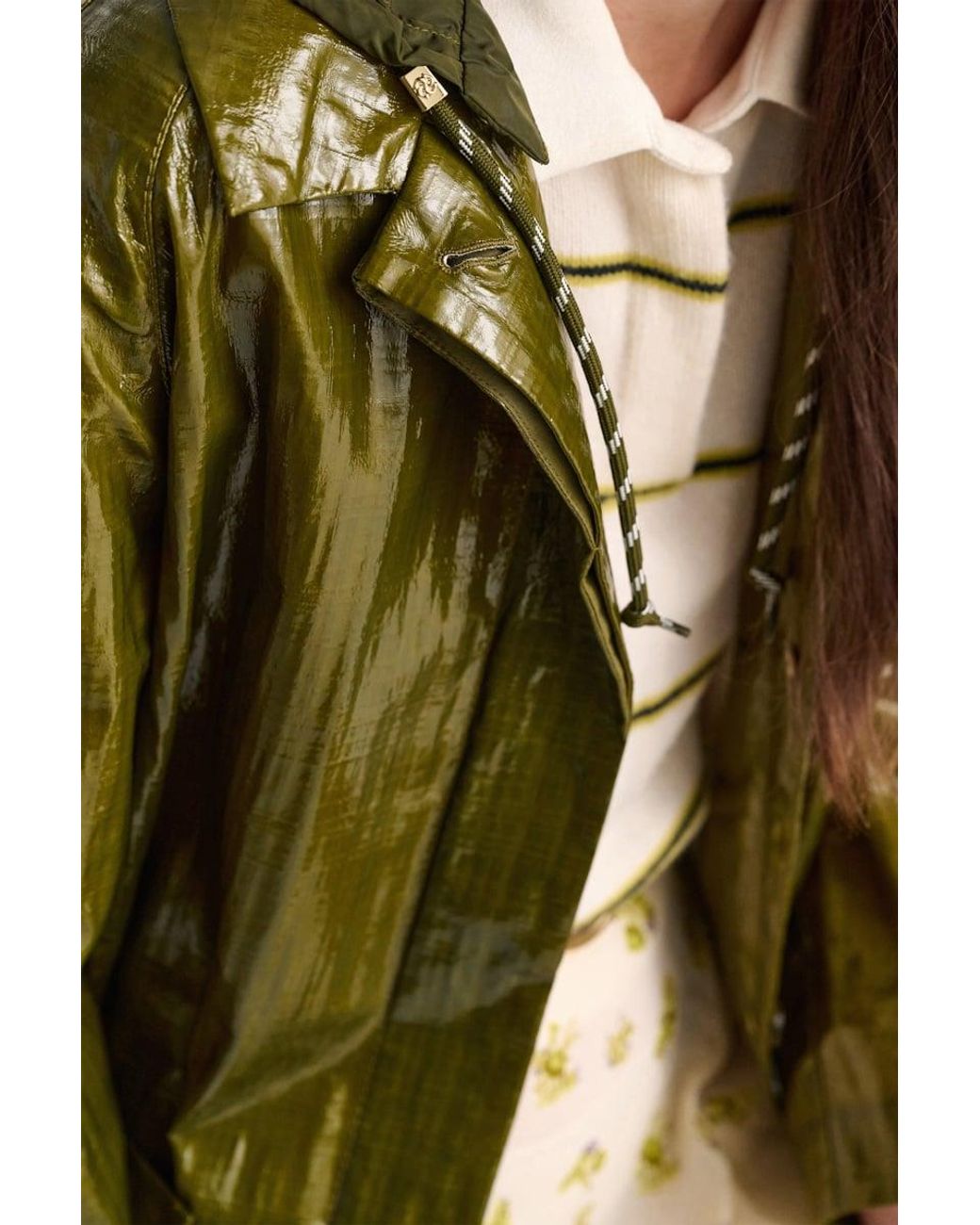 Dorothee Schumacher Green Lackmantel mit abnehmbarer Kapuze