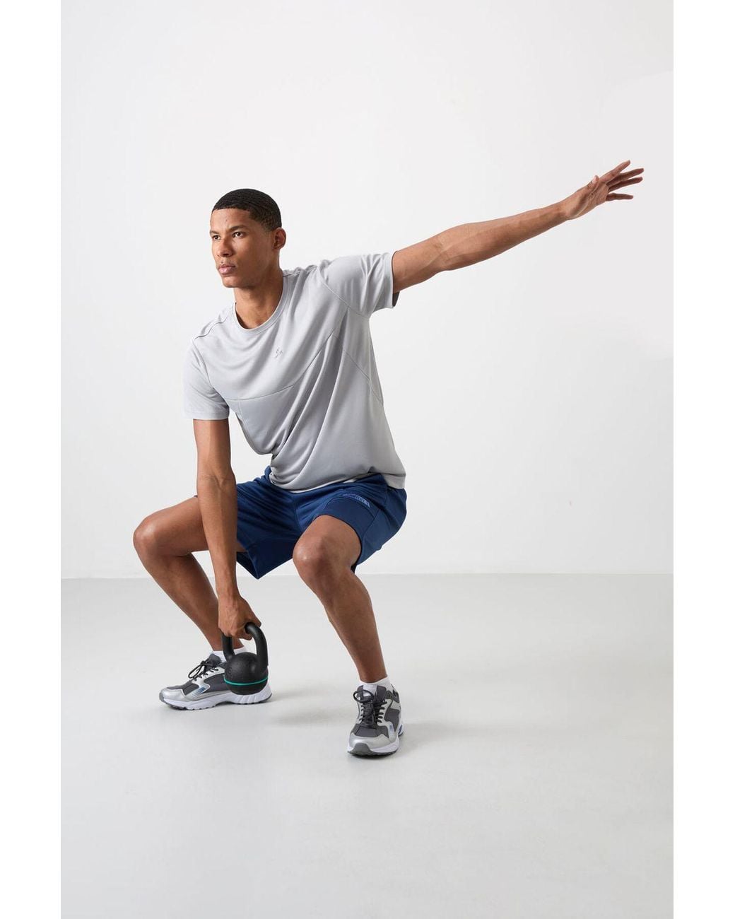TOMMY LIFE Blue Solid Sweat Shorts for men