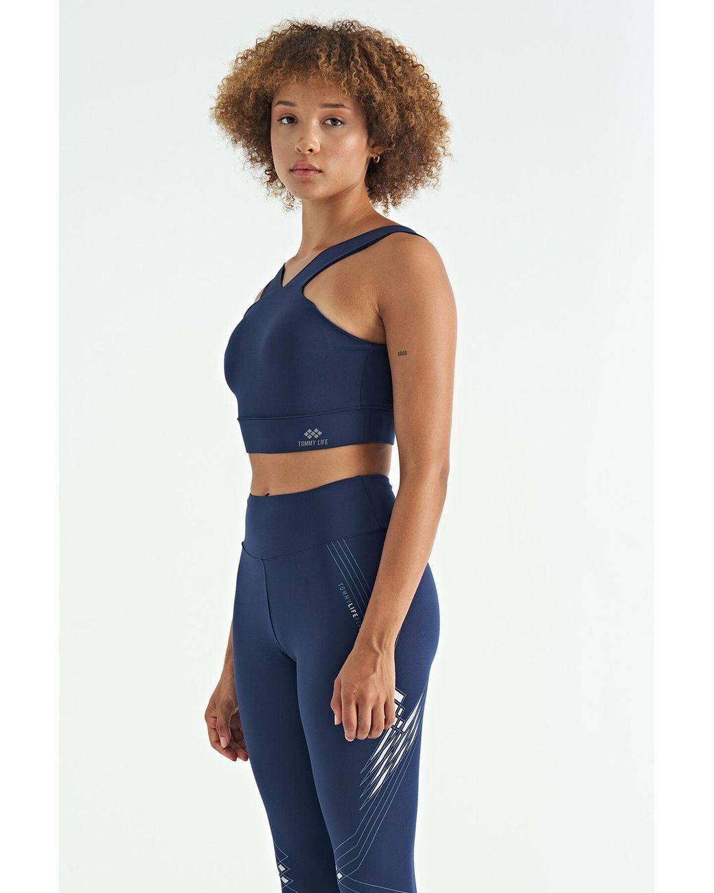 TOMMY LIFE Blue Cropped Sleeveless V-Neck Sports Top