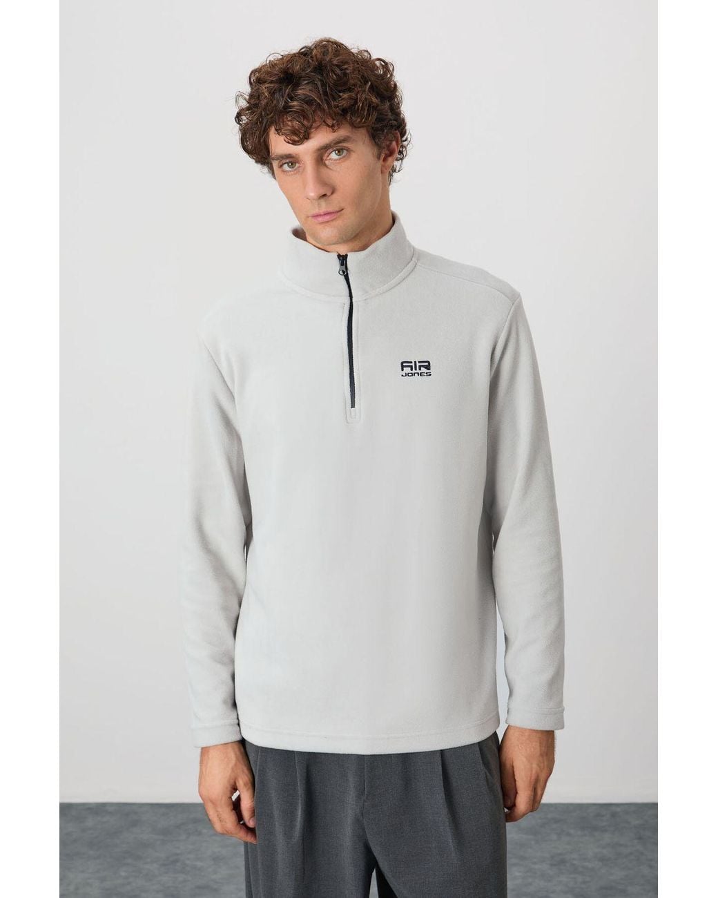 TOMMY LIFE Gray Plush Half-Zip Sweatshirt for men