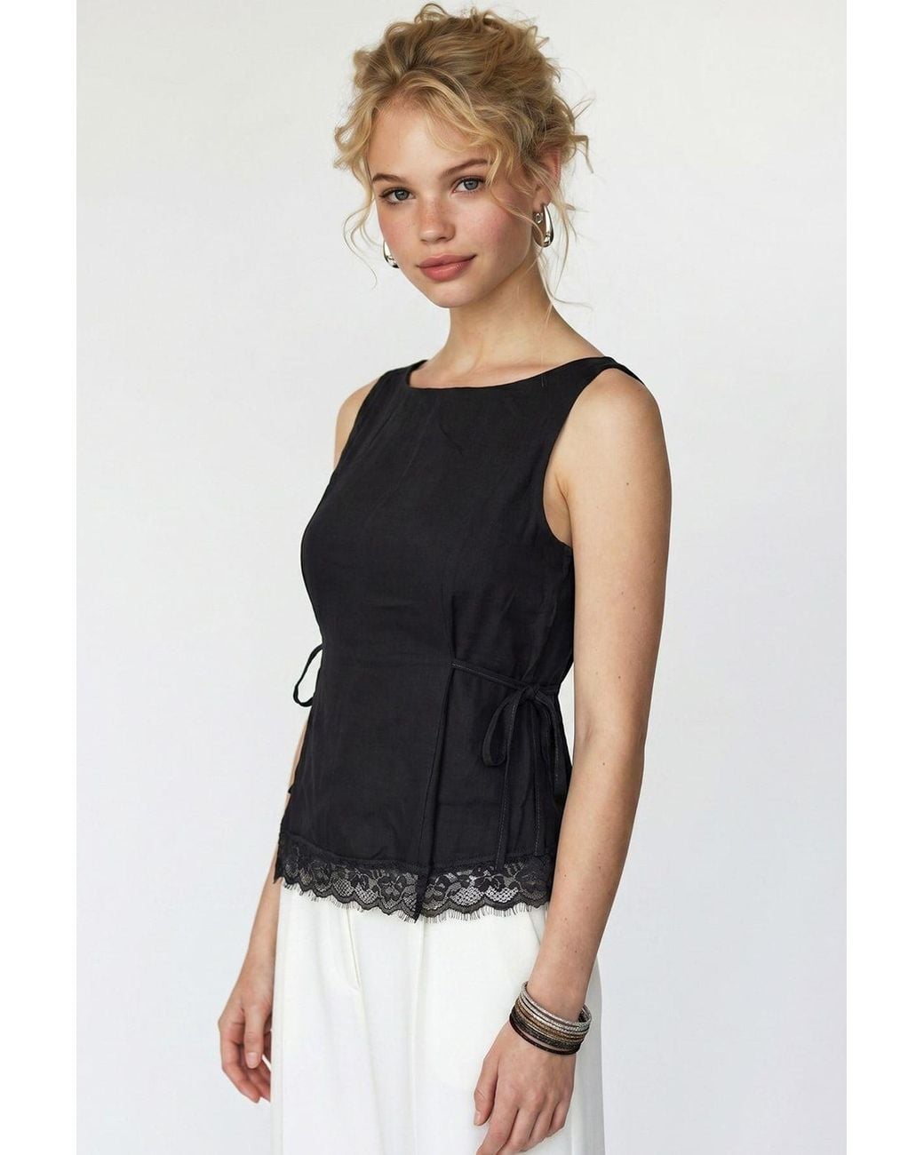 MixRay Black Sleeveless Poplin Blouse With Tie Closure