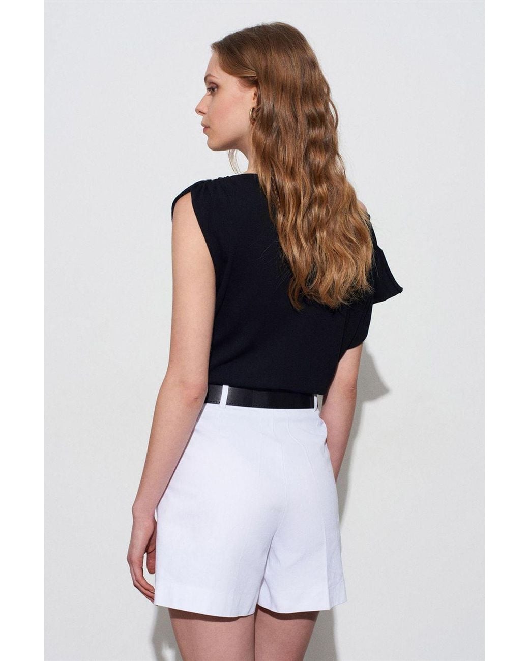 Dilvin White Off-Shoulder Sleeveless Crepe Blouse