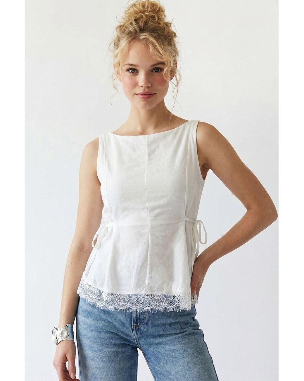 MixRay White Sleeveless Poplin Tie-Front Blouse