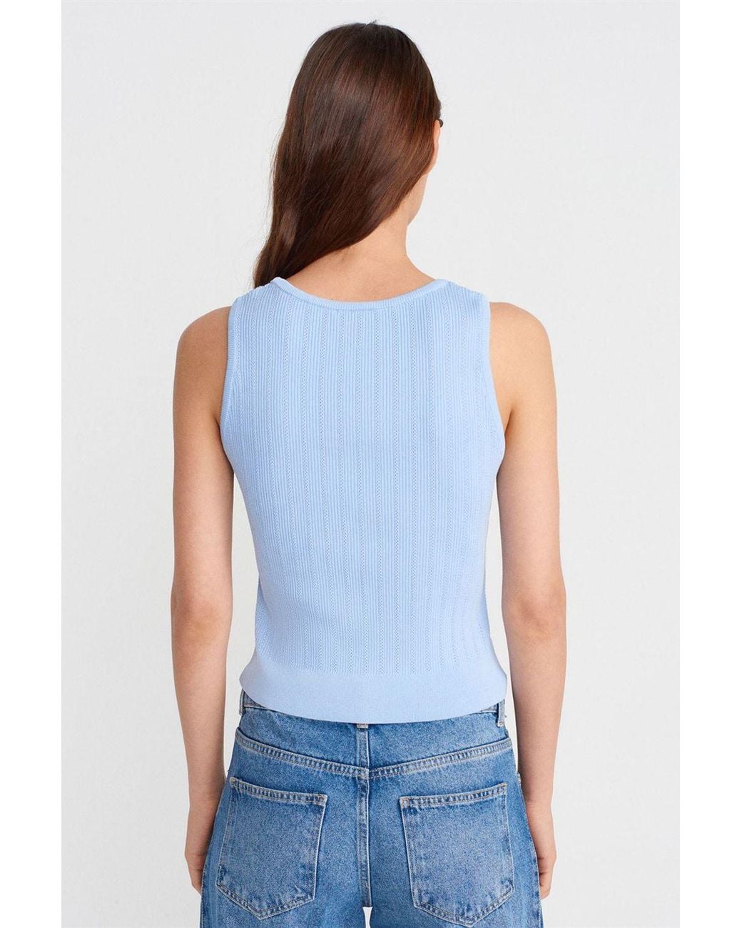 Dilvin White Ribbed Sleeveless Slim-Fit Blouse