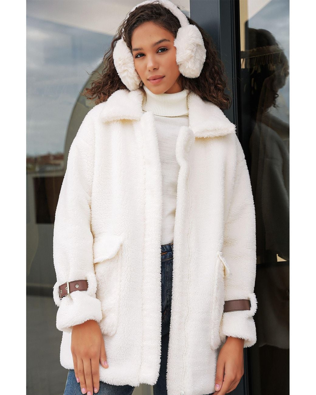 Bigdart White Oversized Plush Faux Fur Coat With Pockets