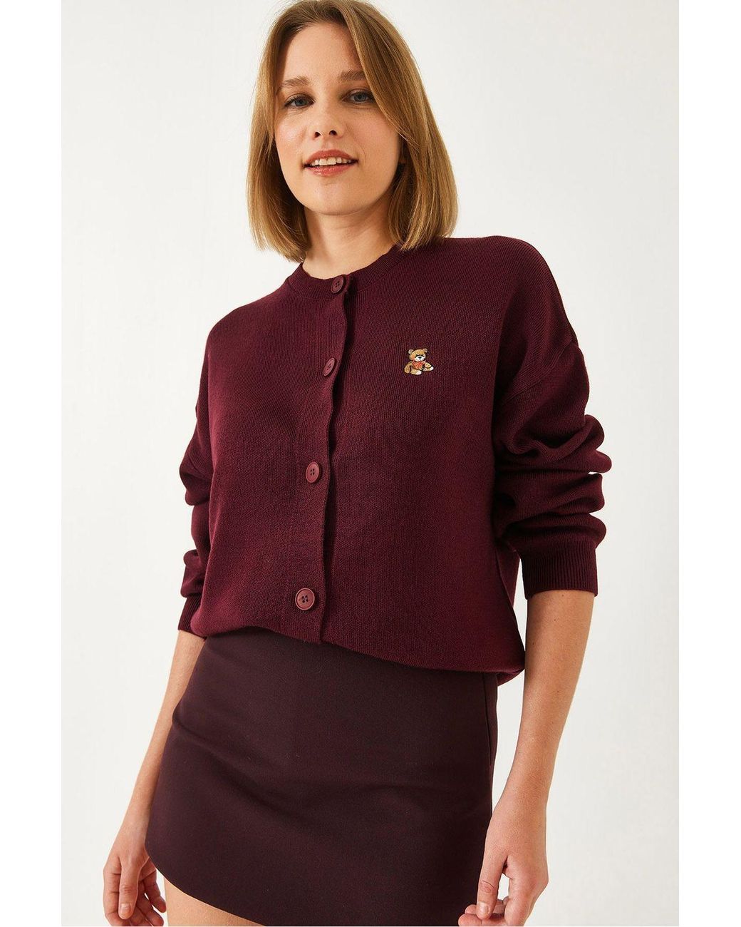 Bianco Lucci Embroidered Button-Up Ribbed Cardigan