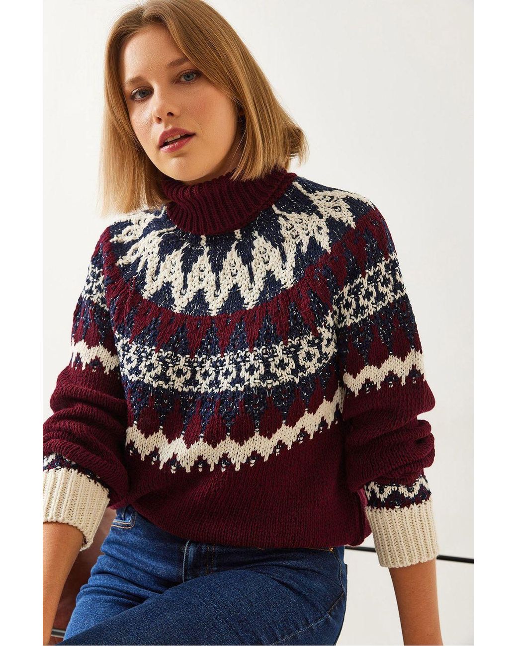Bianco Lucci Red Turtleneck Jacquard Knit Sweater