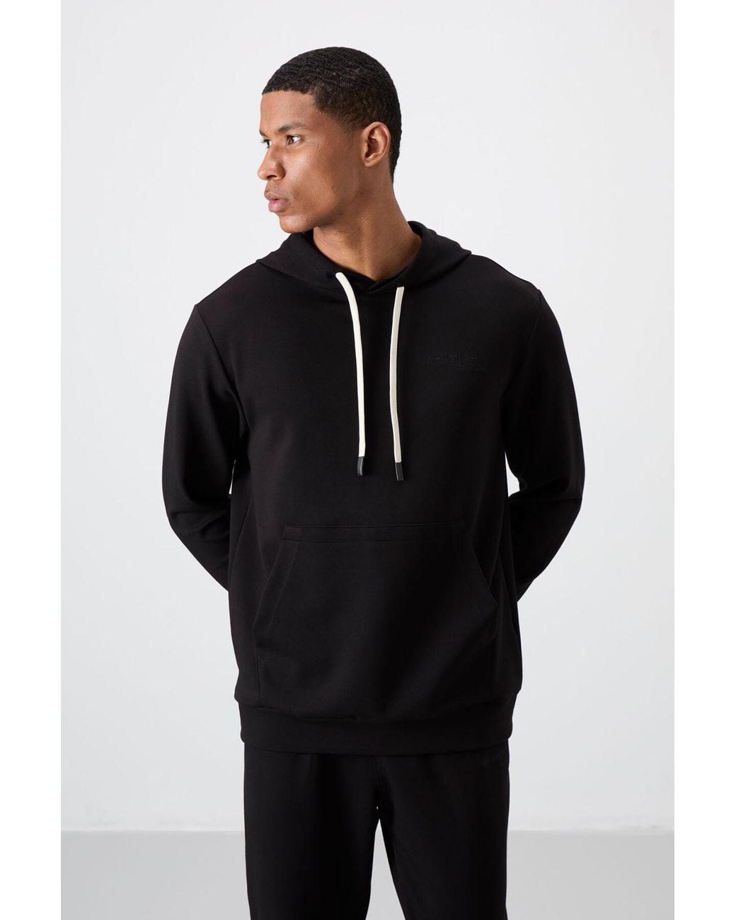 TOMMY LIFE Black Hooded Sweatshirt And Pants Set for men