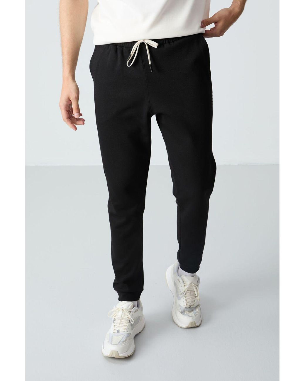 TOMMY LIFE White Oversized T-Shirt And Pants Set for men