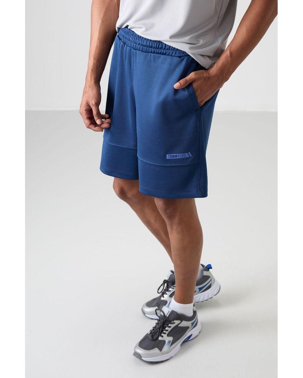 TOMMY LIFE Blue Solid Sweat Shorts for men