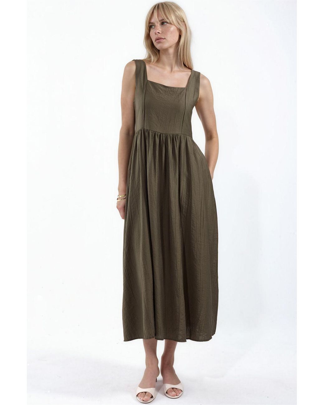 Busem Natural Solid Midi Dress With Square Collar