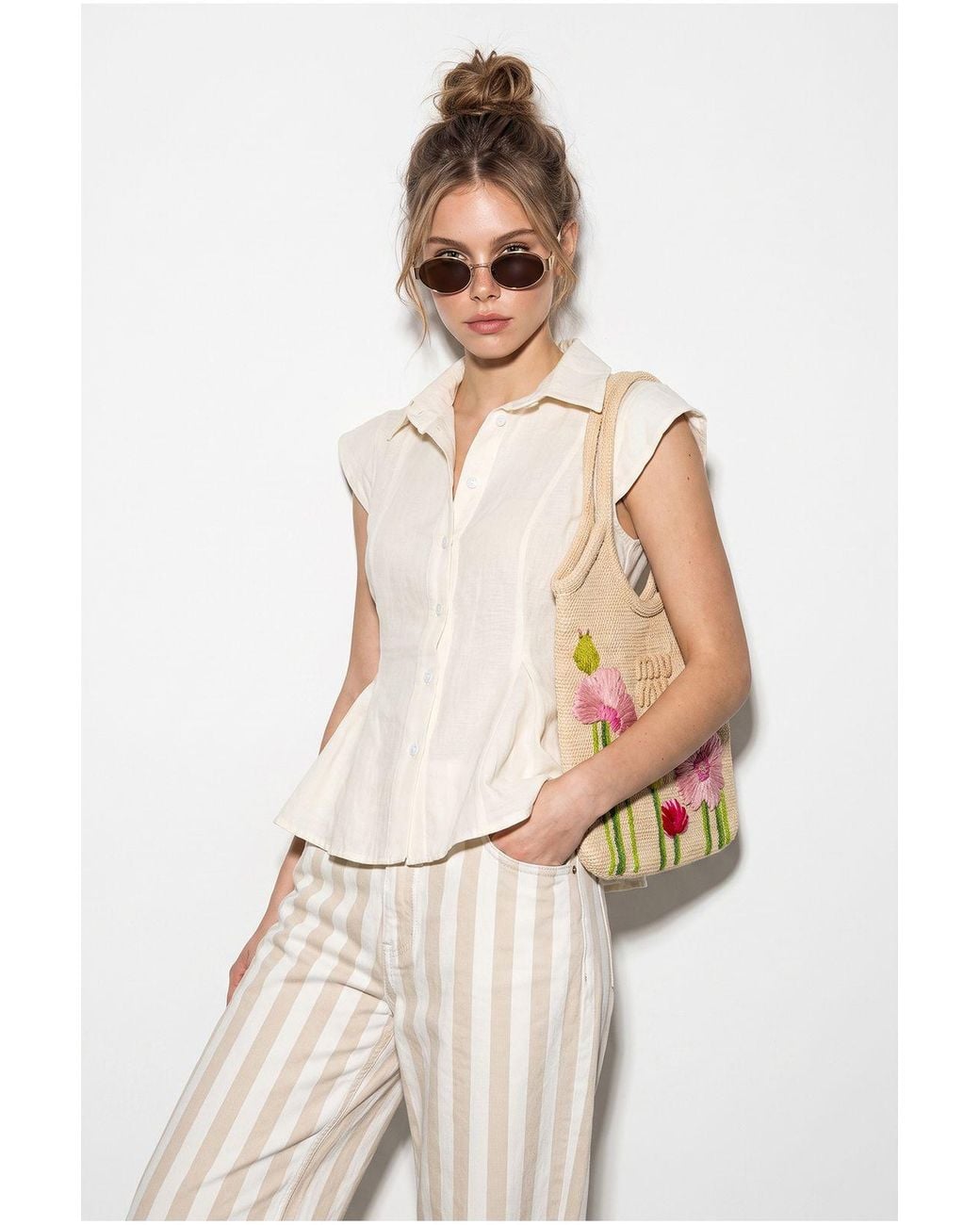 Bianco Lucci Natural Fitted Sleeveless Cotton Shirt