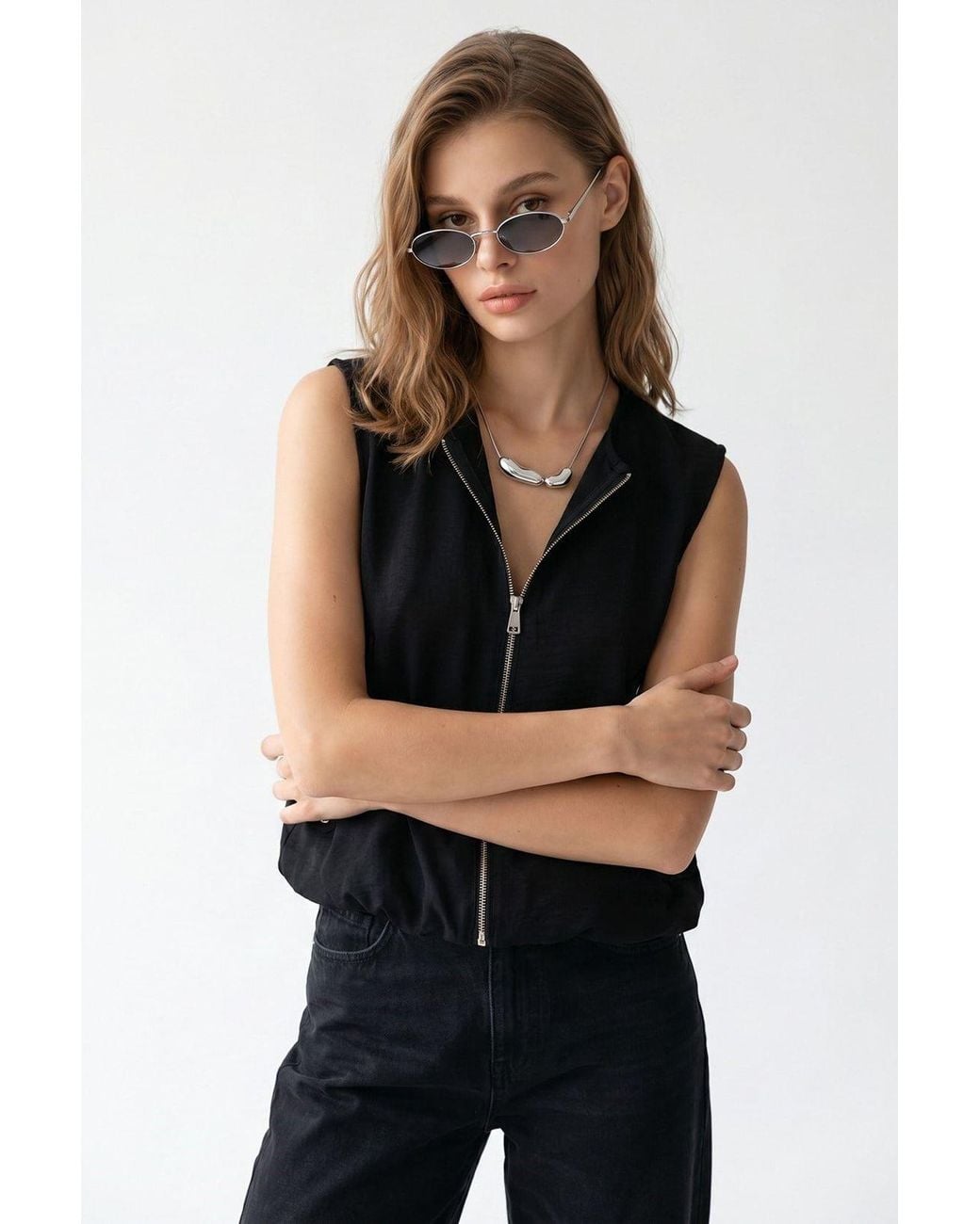 MixRay Black Woven Poplin Waistcoat With Zip Front