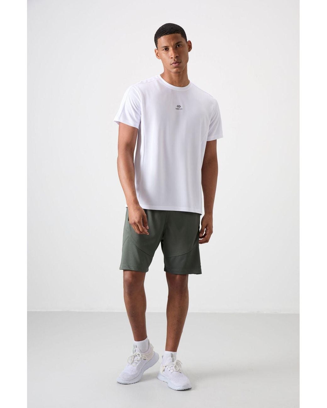 TOMMY LIFE White Solid Crew Neck Short Sleeve T-Shirt for men