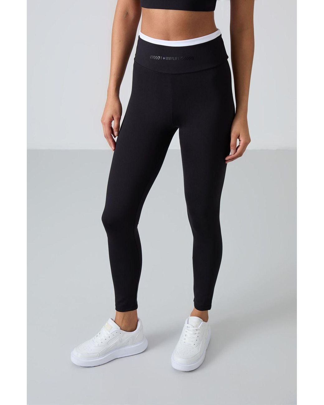 TOMMY LIFE Black Strapless Slim-Fit Active Set