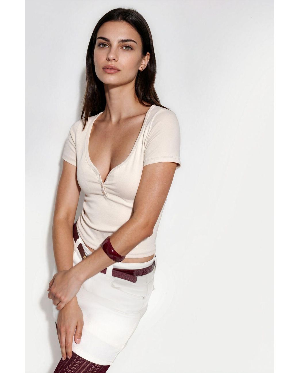 Busem Natural V-Neck Short Sleeve Knitted Blouse With Button Closure