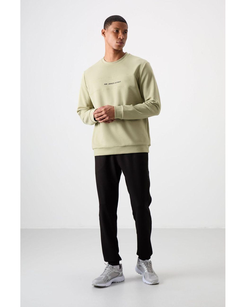 TOMMY LIFE Natural Printed Fleece Sweatshirt And Pants Set for men