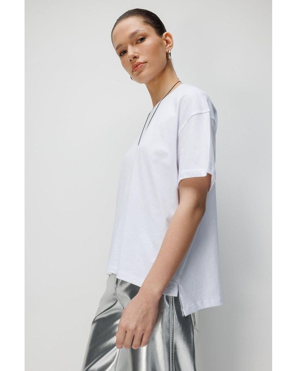 MixRay White Oversized Crew Neck Plain T-Shirt With Slit