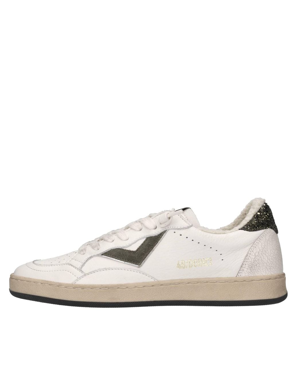 4b12 White Weibe Sneaker