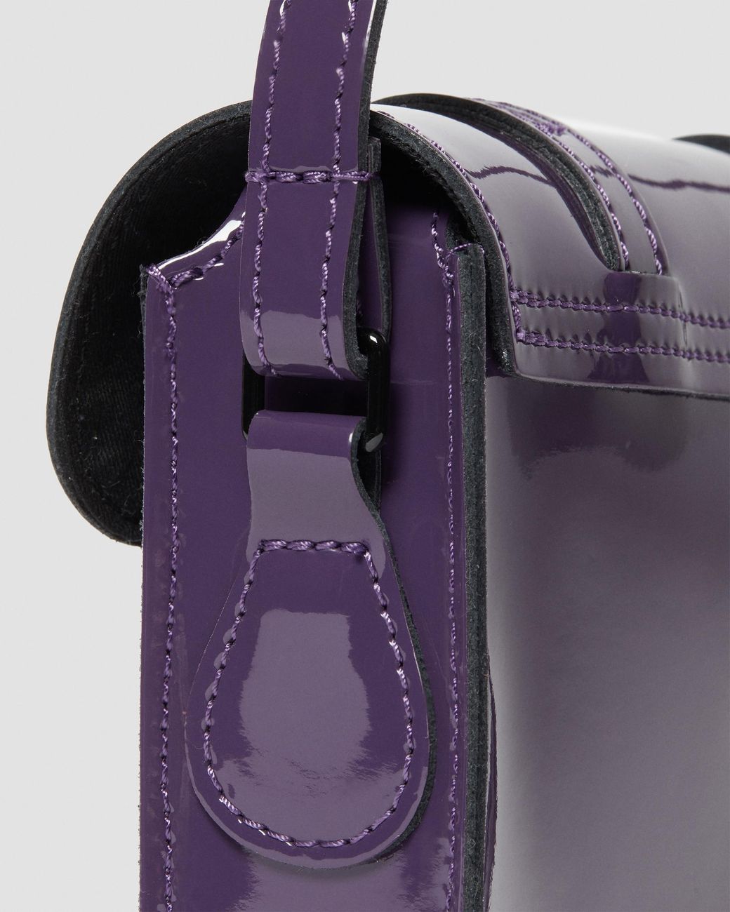 Dr. Martens 7 Inch Patent Leather Crossbody Bag in Purple | Lyst
