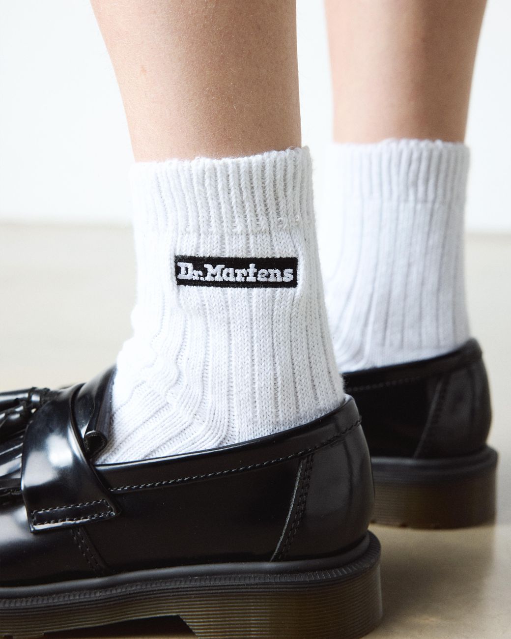 Socs Short Dr. Martens Short Athletic Logo Organic Cotton Blend Socks in White | Lyst