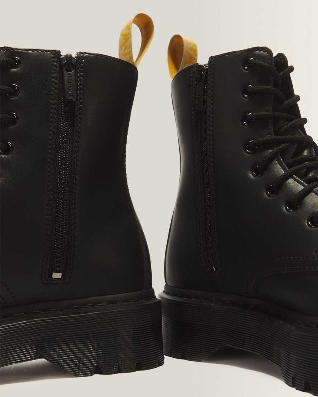 Dr. Martens Black V Vegan Jadon Ii Mono