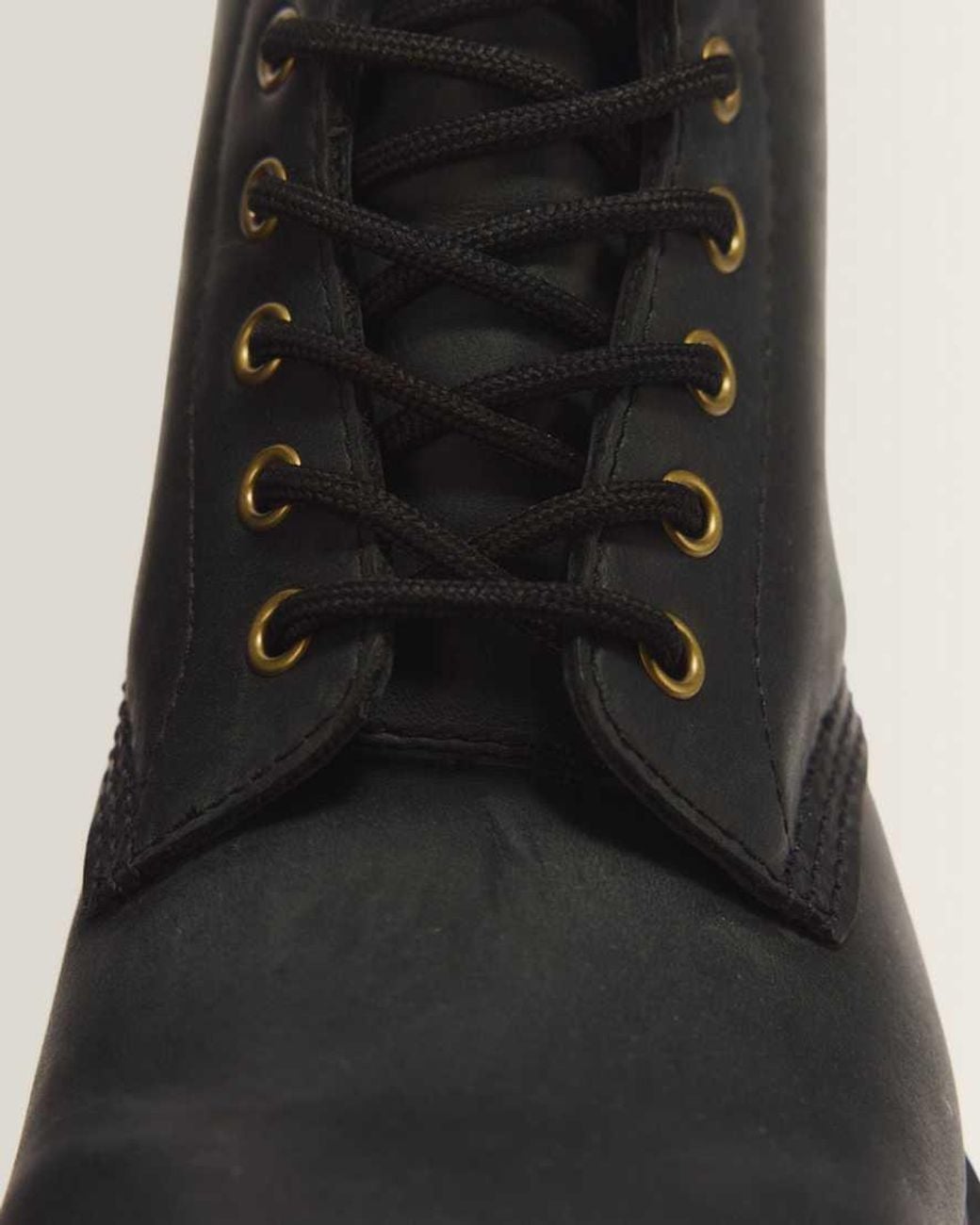 Dr. Martens Black 1460 Pascal Wl 8 Eye Crazy Horse Leather Boots