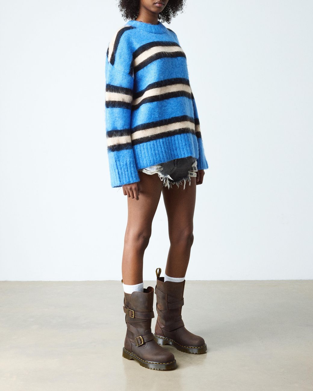 Dr. Martens Anistone Crazy Horse Leren Biker Laarzen Met Twee Riemen in het Brown