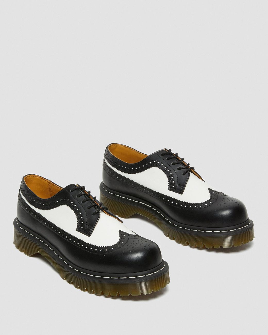 Dr. Martens 3989 Bex Smooth Leather 