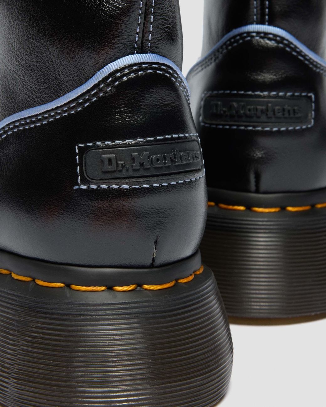 Dr. Martens Buzz Hi Gloss Leren Laarzen in het Black
