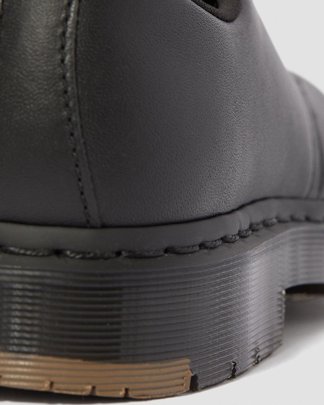 1461 slip resistant