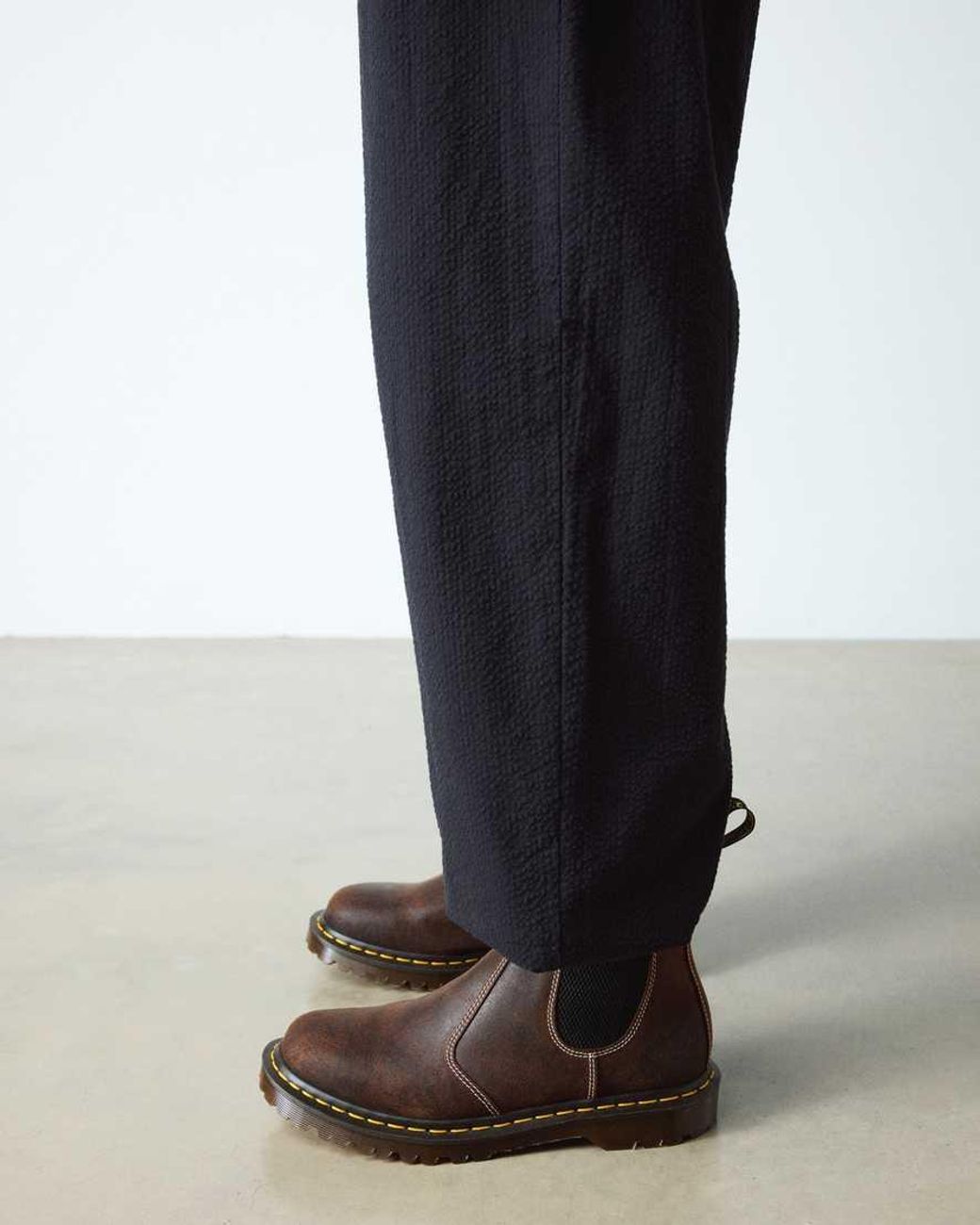 Dr. Martens 2976 Wax Commander Leather Chelsea Boots in Brown for
