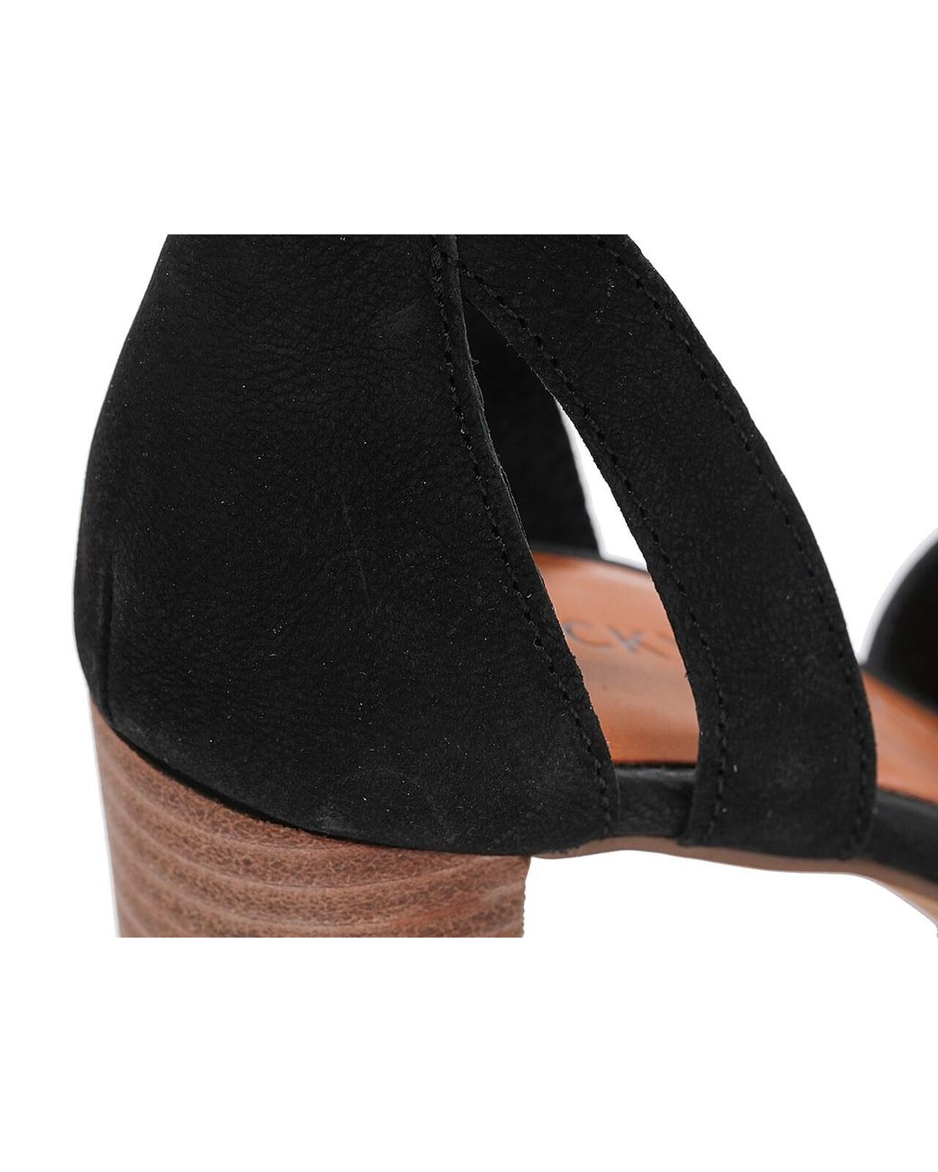 Lucky Brand Leather Marcelinia Pump in 