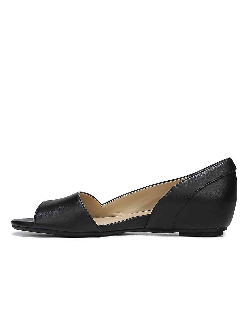 naturalizer roma flat