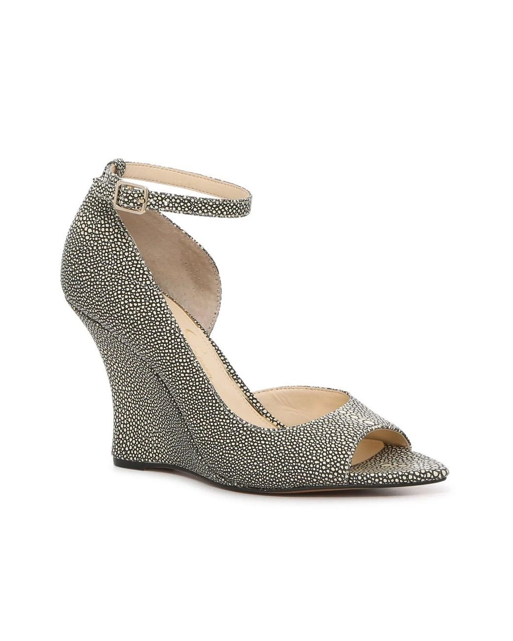Jessica Simpson Winchell Wedge Sandal in Gray | Lyst