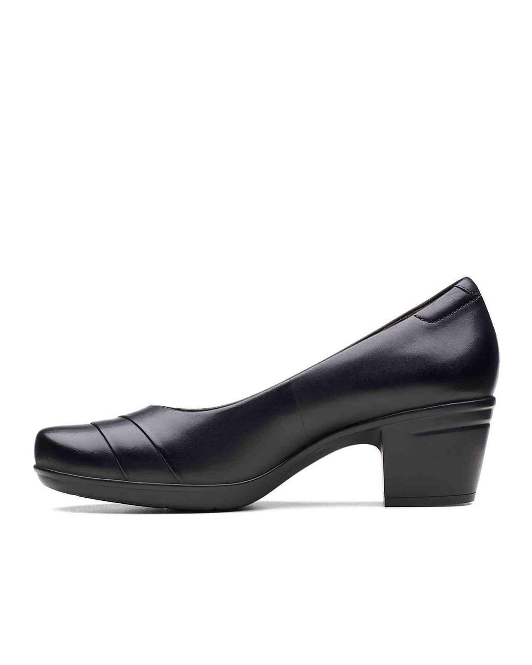clarks emslie mae pump