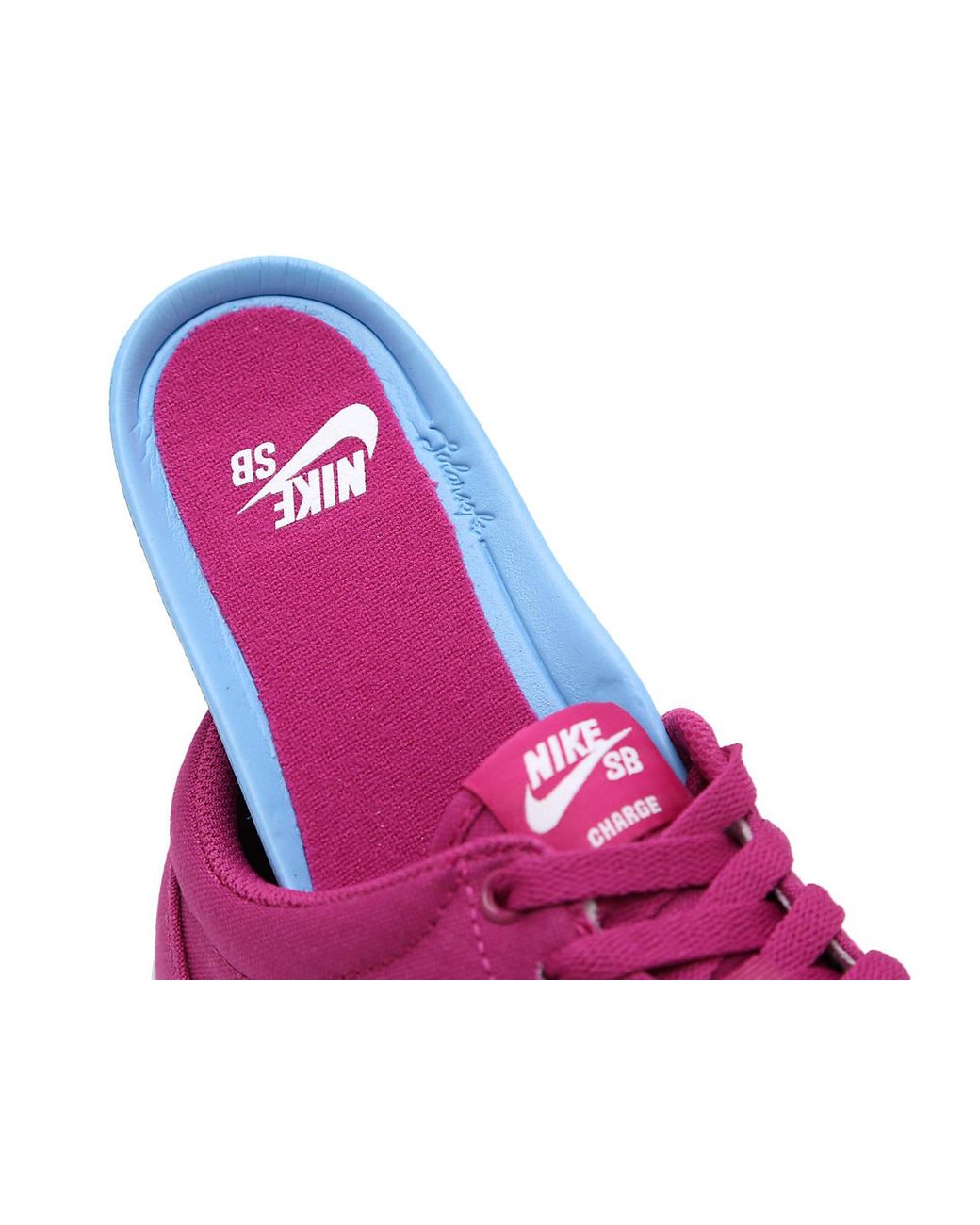 shoe carnival on berry